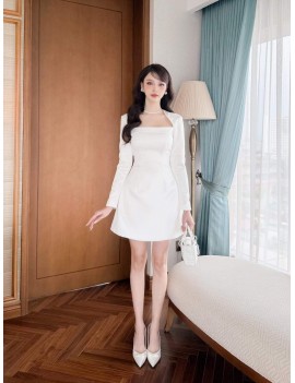 Elegant Long-Sleeve Fit-and-Flare White Dress