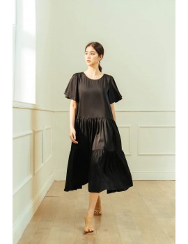 Romantic Tiered Black Midi Dress with Floral Belt