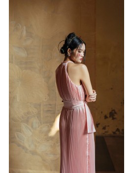 Romantic Pleated Halter Midi Dress with Sash