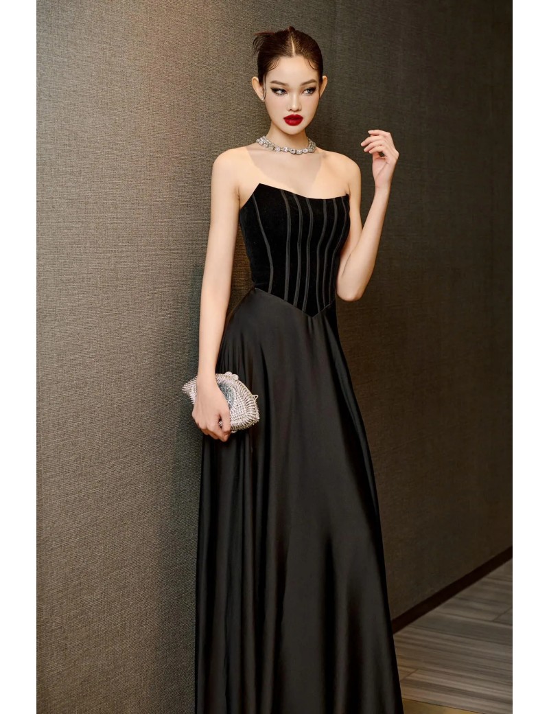 Elegant Strapless Corset-Bodice Black Gown